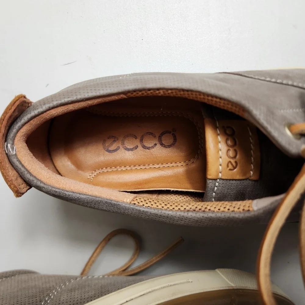ECCO Mens |US9/EU42| Gray Nubuck Perforated Eisner Retro Shoes